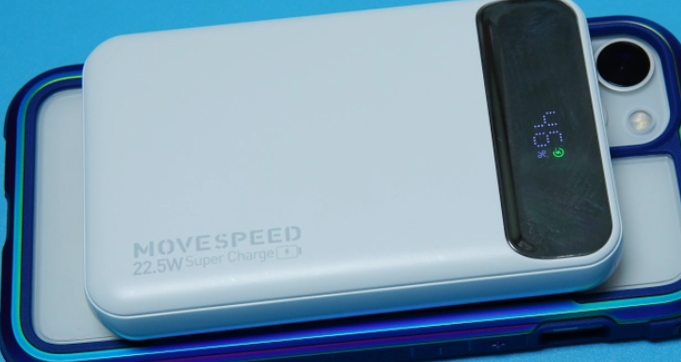 激光打標機在電子充電設備中的應用有哪些？  第3張
